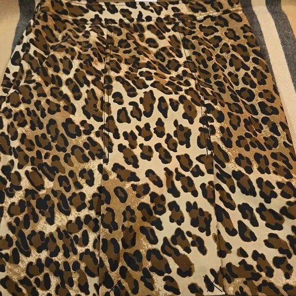 Cache Animal Print Women's Skirt Sz 0 - Picture 4 of 7